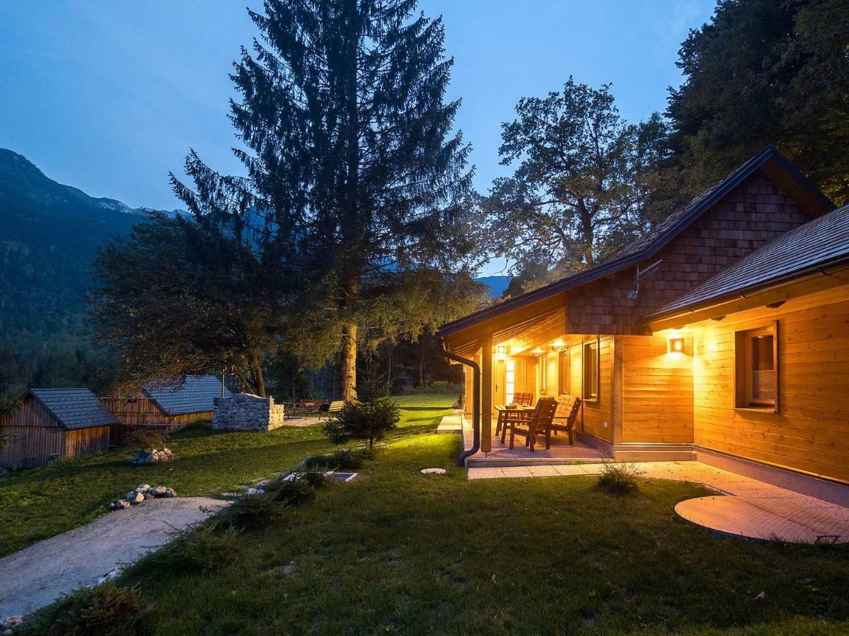 Bohinj Cottage Pr' Maricki - House In Nature With Hot Tub & Sauna Eksteriør bilde